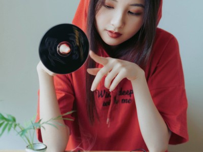 小孩一直流鼻涕咳嗽躺下咳嗽的厉害（宝宝流鼻涕平躺就容易咳嗽）